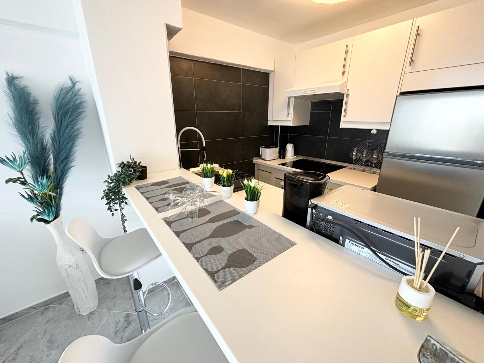 Luxury Ocean View Apartment 6Th Floor Los Cristianos  Esterno foto